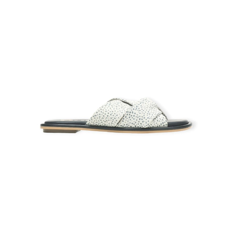 HW06846-026