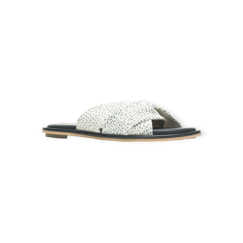 HW06846-026